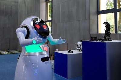 智能学习机器人为何成为当下热门产品?